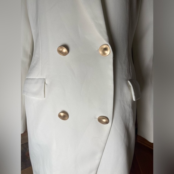 Pretty Little Things White Blazer Dress Gold Buttons, Size 8 - Picture 2 of 15